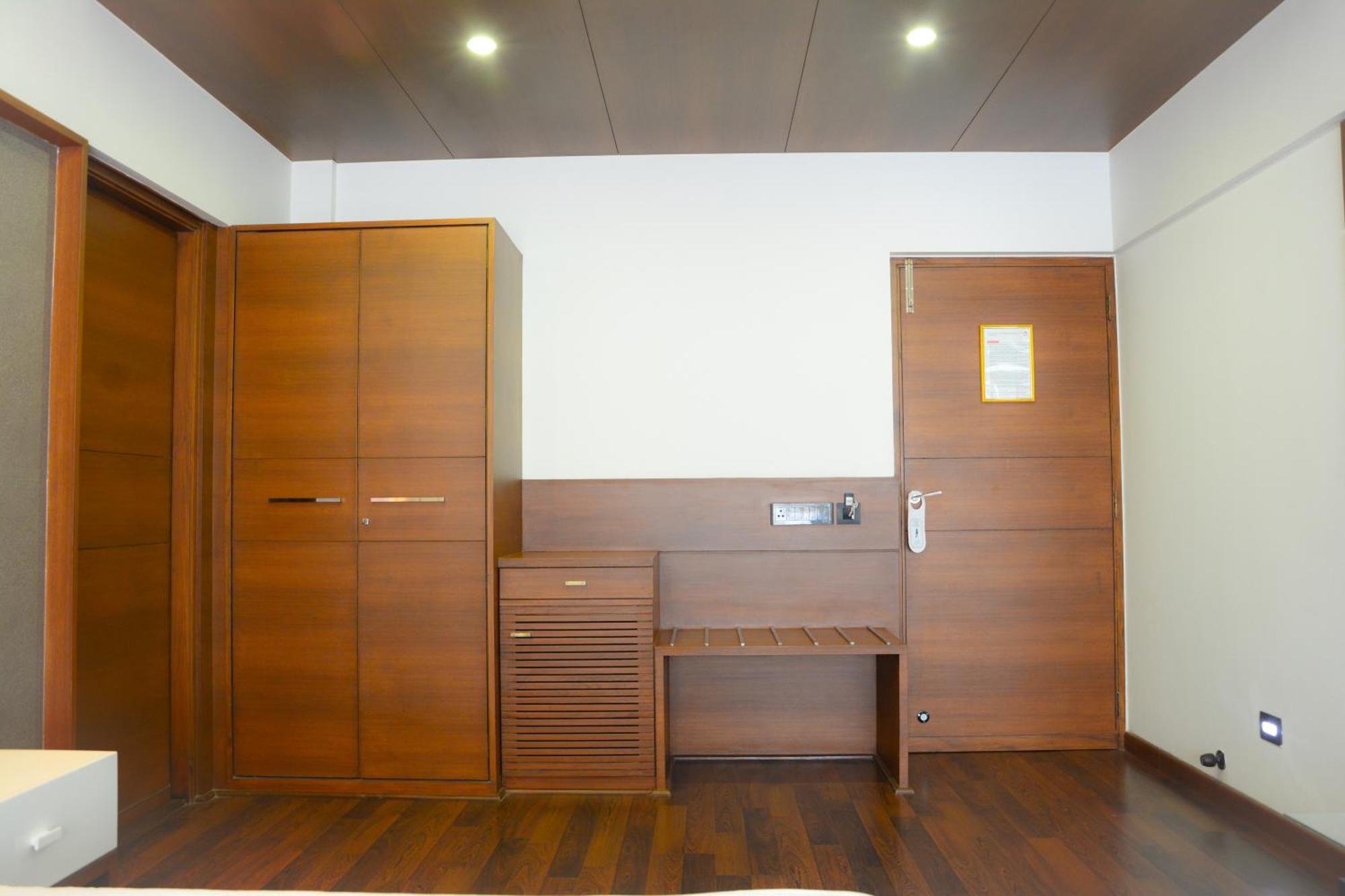 Hotel Platinum Residency Ahmedabad Zimmer foto